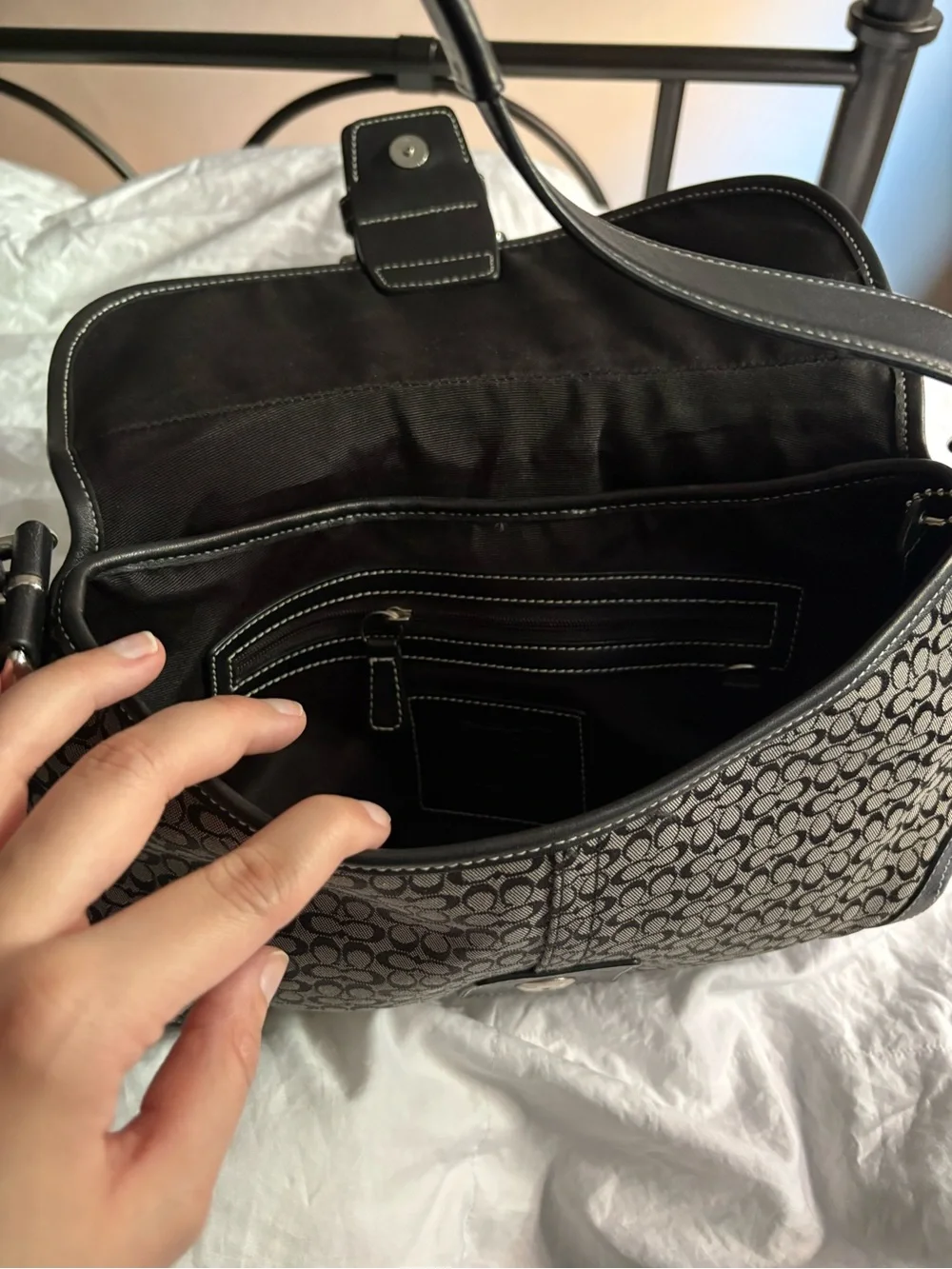 Coach stylish shoulder